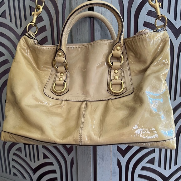 COACH 1941 Handbag Bone Embossed Liquid Gloss Patent Leather - Picture 8 of 16